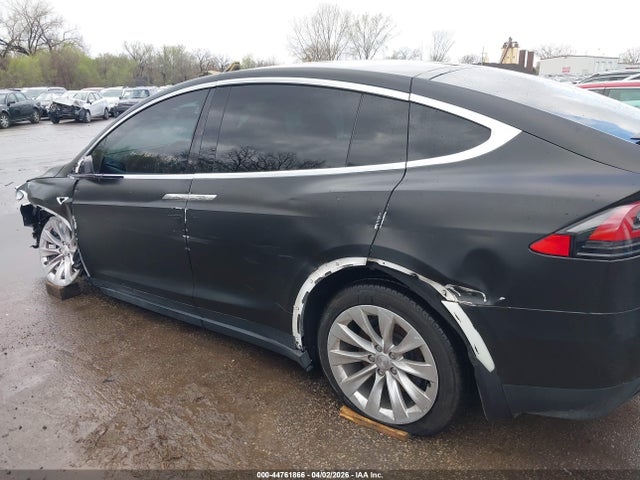 Auction sale of the 2016 Tesla Model X 60d/70d/75d/90d/p100d, vin: 5YJXCBE27GF021225, lot number: 44761866