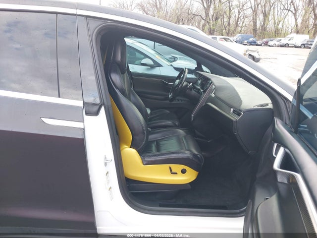 Auction sale of the 2016 Tesla Model X 60d/70d/75d/90d/p100d, vin: 5YJXCBE27GF021225, lot number: 44761866