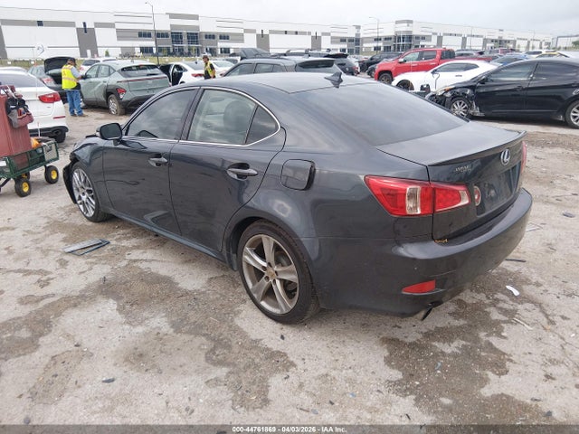 44761869 :رقم المزاد ، JTHBF5C27B5156381 vin ، 2011 Lexus Is 250 مزاد بيع