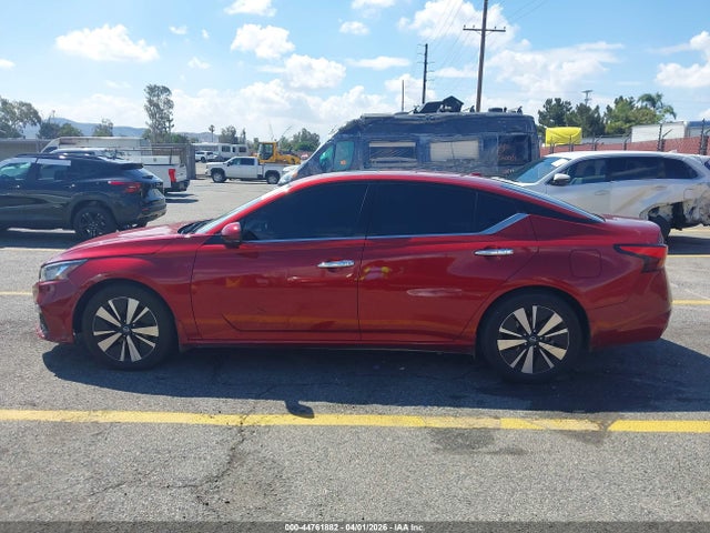 1N4BL4DV5LC232826 Nissan Altima Sv Fwd