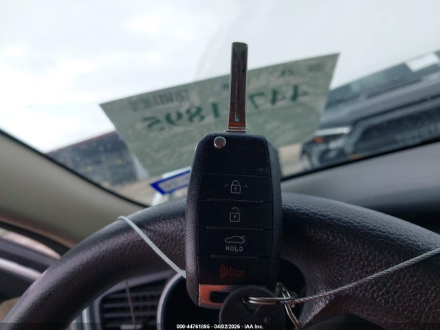 Aukcja sprzedaży 2015 Kia Optima Lx, vin: KNAGM4A75F5663787, numer aukcji: 44761895