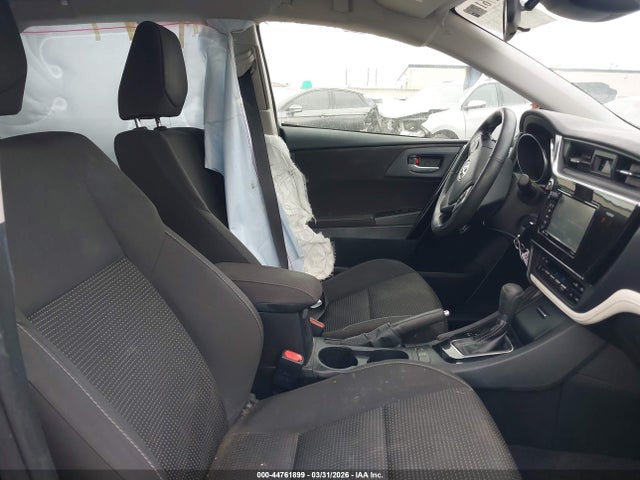 JTNKARJE8JJ562109 Toyota COROLLA IM