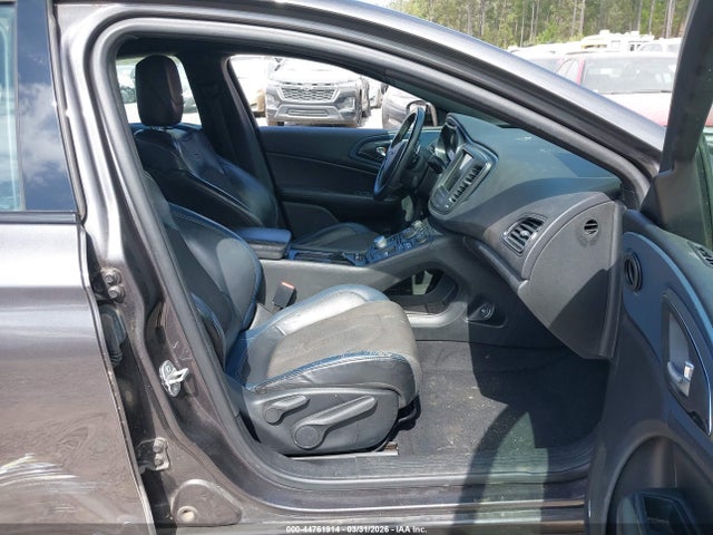 Продажа на аукционе авто 2015 Chrysler 200 S, vin: 1C3CCCBB5FN555126, номер лота: 44761914
