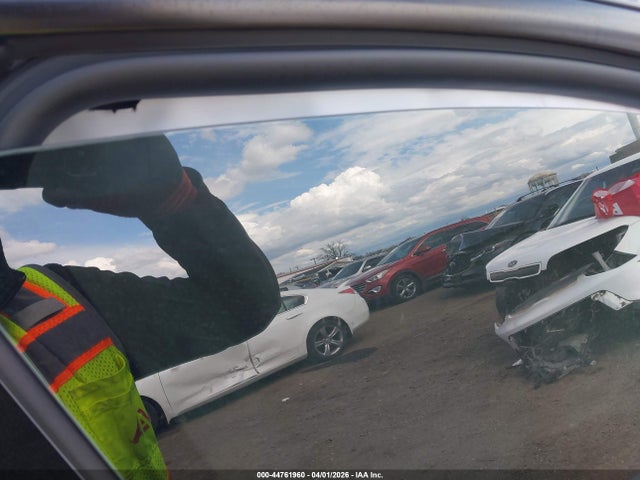 Продажа на аукционе авто 2026 Tesla Model Y Premium Rear-wheel Drive/standard Rear-wheel Drive, vin: 7SAYGDED3TA427311, номер лота: 44761960