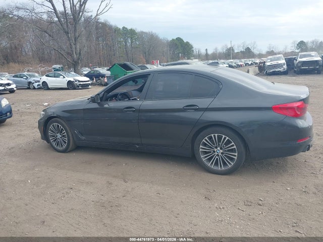 2017 Bmw 530i Xdrive მანქანა იყიდება აუქციონზე, vin: WBAJA7C37HG903505, აუქციონის ნომერი: 44761973