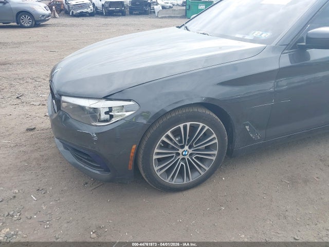 2017 Bmw 530i Xdrive მანქანა იყიდება აუქციონზე, vin: WBAJA7C37HG903505, აუქციონის ნომერი: 44761973