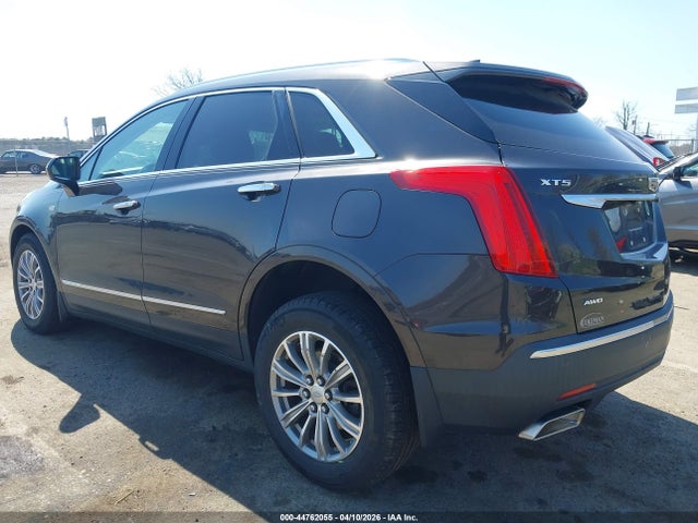 44762055 :رقم المزاد ، 1GYKNDRS1JZ216050 vin ، 2018 Cadillac Xt5 Luxury مزاد بيع