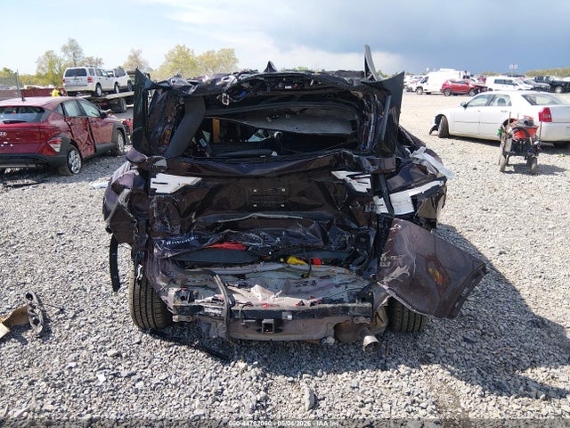2022 Chevrolet Traverse Awd Lt Leather მანქანა იყიდება აუქციონზე, vin: 1GNEVHKW3NJ137112, აუქციონის ნომერი: 44762060