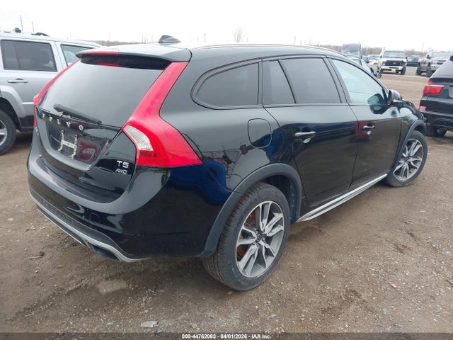 2015 VOLVO V60 CROSS COUNTRY YV4612HK8F1001681 Photo 3