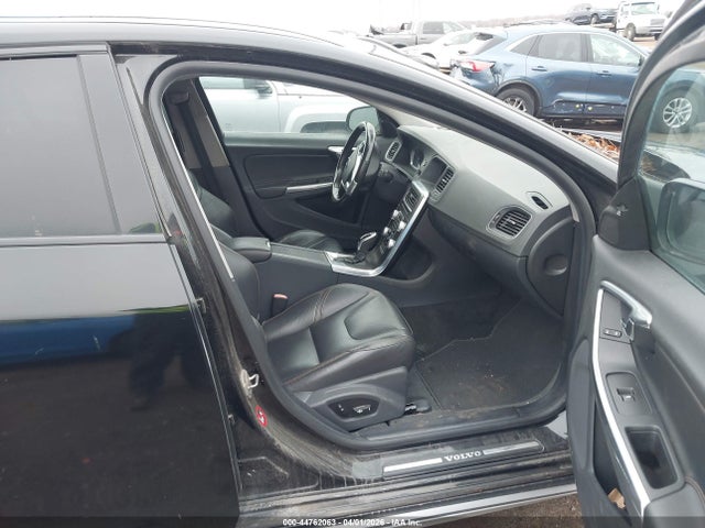 2015 VOLVO V60 CROSS COUNTRY YV4612HK8F1001681 Photo 4