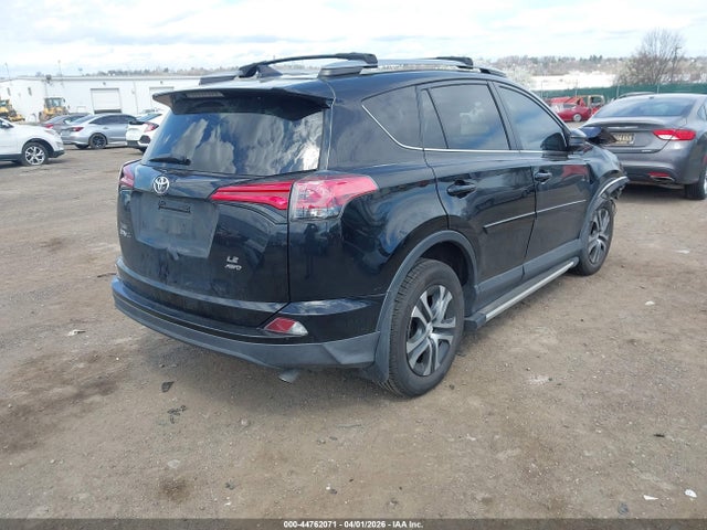 Toyota RAV4 LE 2018 2T3BFREV2JW844344 Image 4