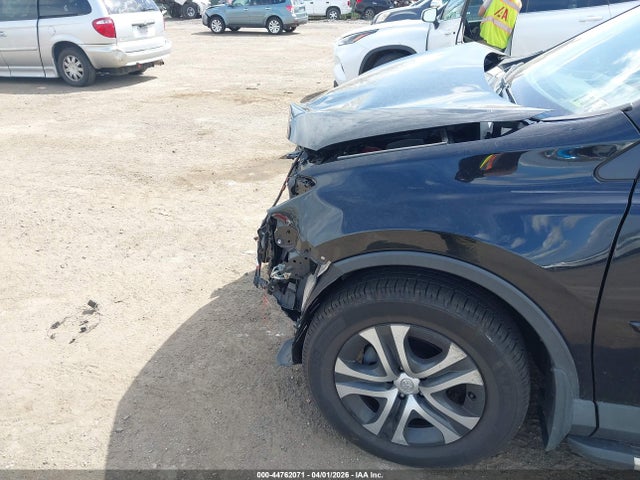 Toyota RAV4 LE 2018 2T3BFREV2JW844344 Image 6