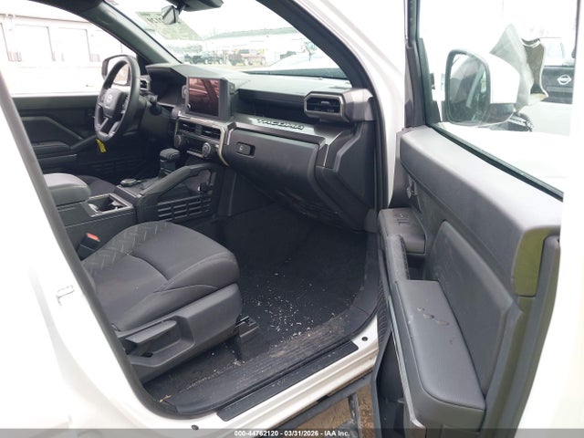 2025 Toyota Tacoma Sr5 მანქანა იყიდება აუქციონზე, vin: 3TMLB5JN2SM197266, აუქციონის ნომერი: 44762120