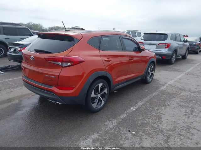 44762147 :رقم المزاد ، KM8J33A24GU096162 vin ، 2016 Hyundai Tucson Sport مزاد بيع