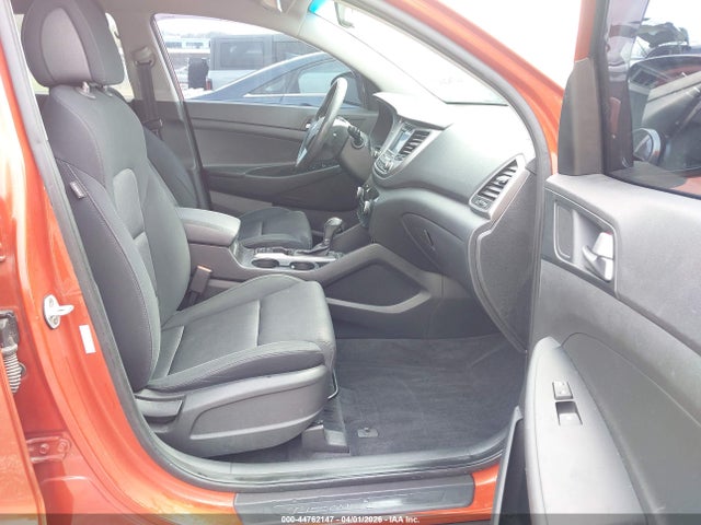 44762147 :رقم المزاد ، KM8J33A24GU096162 vin ، 2016 Hyundai Tucson Sport مزاد بيع