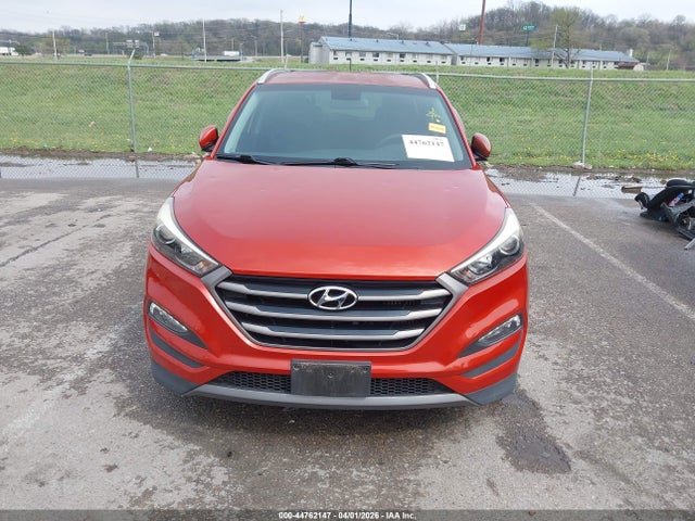 44762147 :رقم المزاد ، KM8J33A24GU096162 vin ، 2016 Hyundai Tucson Sport مزاد بيع