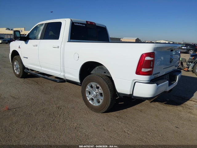 3C6UR5FL0RG177184 RAM 2500 Laramie 4x4 6&#039;4 Box