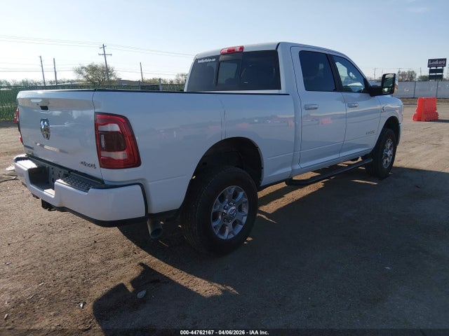 3C6UR5FL0RG177184 RAM 2500 Laramie 4x4 6&#039;4 Box