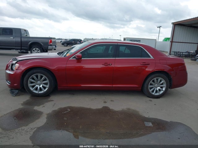 2014 Chrysler 300 მანქანა იყიდება აუქციონზე, vin: 2C3CCAAG5EH286702, აუქციონის ნომერი: 44762181