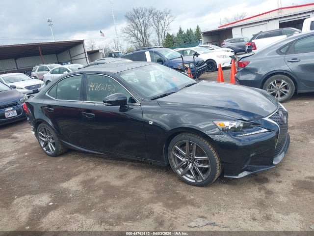 44762182 :رقم المزاد ، JTHCM1D21G5013127 vin ، 2016 Lexus Is 300 مزاد بيع