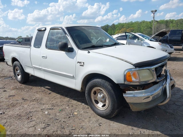 44762236 :رقم المزاد ، 1FTRX17W33NA12007 vin ، 2003 Ford F-150 Lariat/xl/xlt مزاد بيع