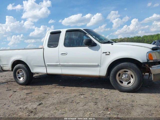 2003 Ford F-150 Lariat/xl/xlt მანქანა იყიდება აუქციონზე, vin: 1FTRX17W33NA12007, აუქციონის ნომერი: 44762236