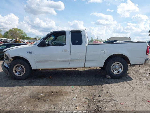 2003 Ford F-150 Lariat/xl/xlt მანქანა იყიდება აუქციონზე, vin: 1FTRX17W33NA12007, აუქციონის ნომერი: 44762236