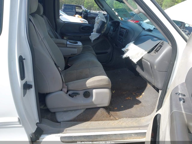 2003 Ford F-150 Lariat/xl/xlt მანქანა იყიდება აუქციონზე, vin: 1FTRX17W33NA12007, აუქციონის ნომერი: 44762236