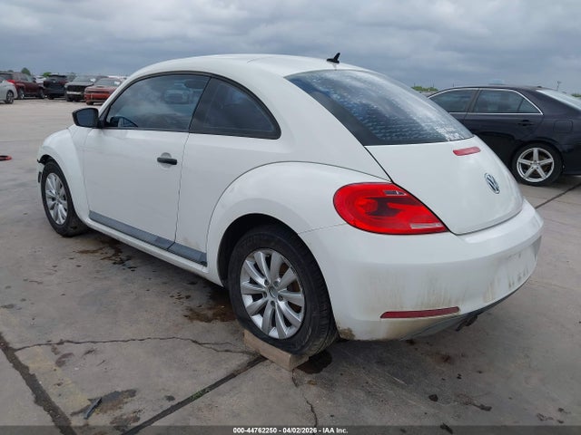 44762250 :رقم المزاد ، 3VWFP7ATXDM665933 vin ، 2013 Volkswagen Beetle 2.5l Entry مزاد بيع