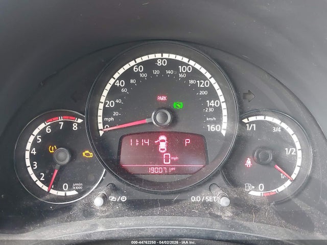 44762250 :رقم المزاد ، 3VWFP7ATXDM665933 vin ، 2013 Volkswagen Beetle 2.5l Entry مزاد بيع