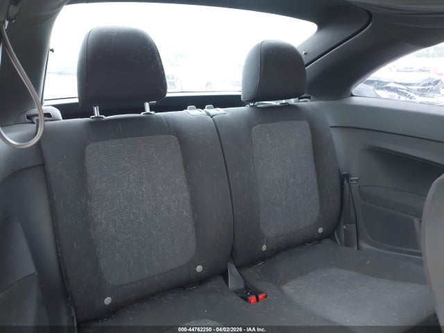 44762250 :رقم المزاد ، 3VWFP7ATXDM665933 vin ، 2013 Volkswagen Beetle 2.5l Entry مزاد بيع