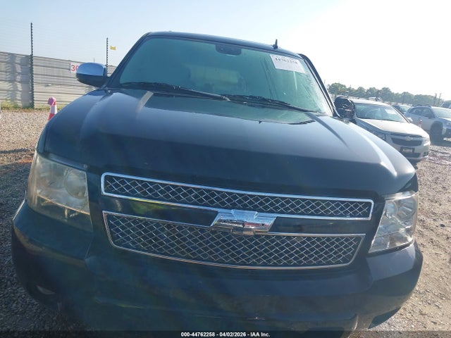 Продажа на аукционе авто 2008 Chevrolet Suburban 1500 Ltz, vin: 1GNFK16328J200127, номер лота: 44762258