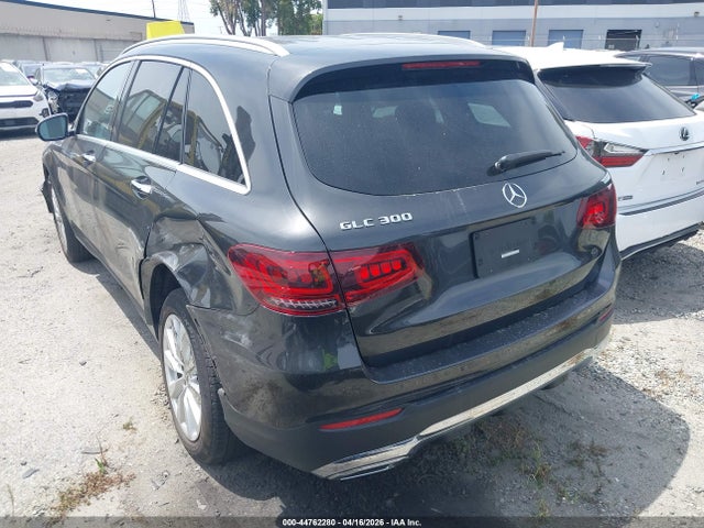 2020 MERCEDES-BENZ GLC 300 WDC0G8DBXLF692799 Photo 2