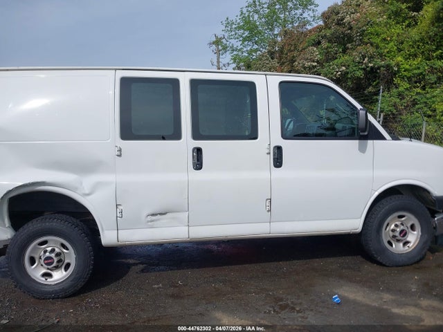 44762302 :رقم المزاد ، 1GTW7AF76M1287649 vin ، 2021 Gmc Savana 2500 Work Van مزاد بيع
