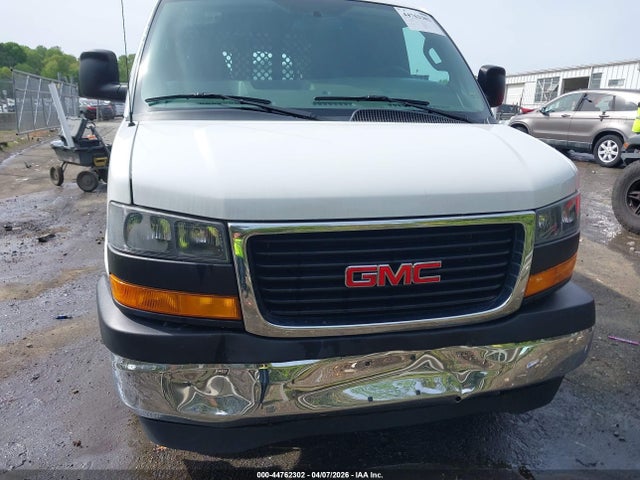 44762302 :رقم المزاد ، 1GTW7AF76M1287649 vin ، 2021 Gmc Savana 2500 Work Van مزاد بيع