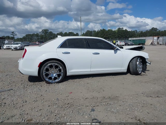 Продаж на аукціоні авто 2020 Chrysler 300 Touring L, vin: 2C3CCAAG7LH194732, номер лоту: 44762336