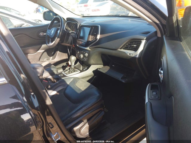 Продажа на аукционе авто 2018 Jeep Cherokee Latitude Plus Fwd, vin: 1C4PJLLB8JD504445, номер лота: 44762353