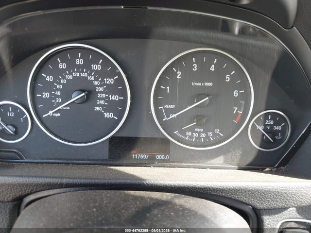 44762359 :رقم المزاد ، WBA8A9C59JAH12353 vin ، 2018 Bmw 320i مزاد بيع