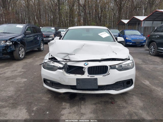 Aukcja sprzedaży 2016 Bmw 320i, vin: WBA8E1G51GNU11929, numer aukcji: 44762360