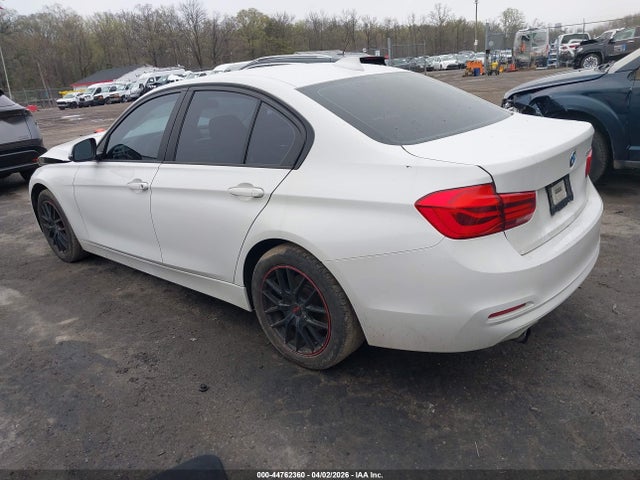 Aukcja sprzedaży 2016 Bmw 320i, vin: WBA8E1G51GNU11929, numer aukcji: 44762360