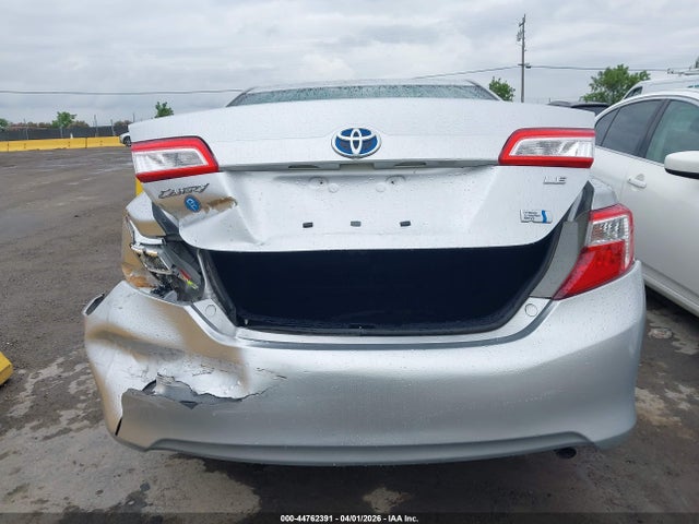 2012 Toyota Camry Hybrid Le მანქანა იყიდება აუქციონზე, vin: 4T1BD1FK2CU042769, აუქციონის ნომერი: 44762391