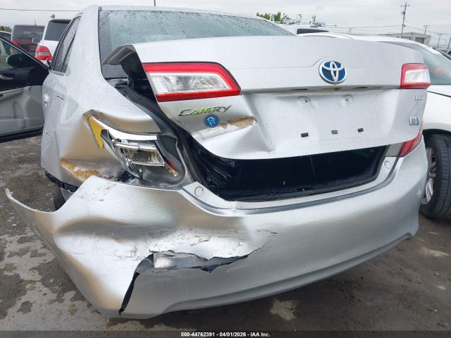 2012 Toyota Camry Hybrid Le მანქანა იყიდება აუქციონზე, vin: 4T1BD1FK2CU042769, აუქციონის ნომერი: 44762391