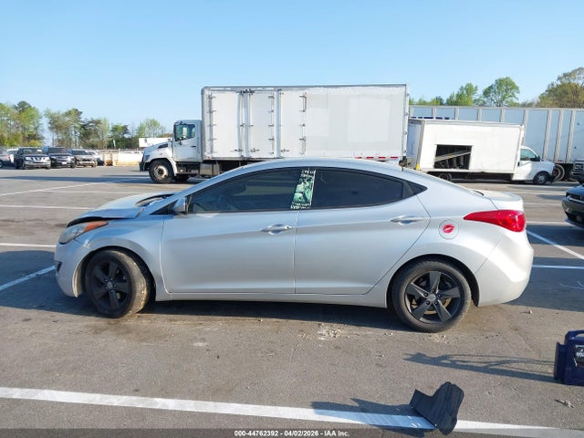 44762392 :رقم المزاد ، 5NPDH4AE7DH354182 vin ، 2013 Hyundai Elantra Gls مزاد بيع