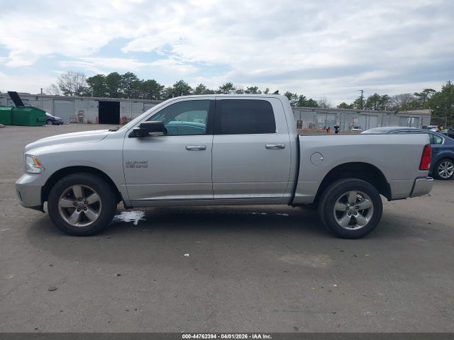 Aukcja sprzedaży 2018 Ram 1500 Big Horn  4x4 5'7 Box, vin: 1C6RR7LG8JS264272, numer aukcji: 44762394