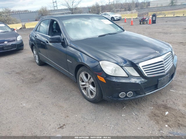 2011 MERCEDES-BENZ E 350 WDDHF5GB4BA340731