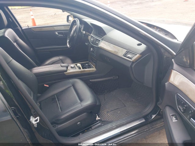 2011 MERCEDES-BENZ E 350 WDDHF5GB4BA340731 Photo 4