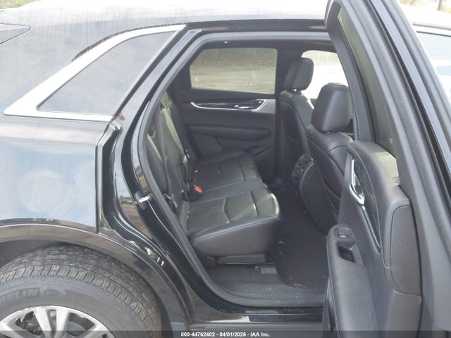 44762402 :رقم المزاد ، 1GYKNCRS3LZ193965 vin ، 2020 Cadillac Xt5 Fwd Premium Luxury مزاد بيع