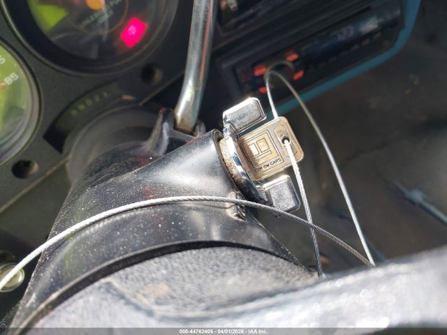 Продажа на аукционе авто 1984 Chevrolet K10, vin: 2GCEK14H1E1120018, номер лота: 44762405