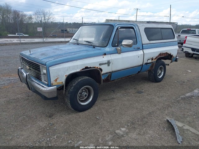 Продажа на аукционе авто 1984 Chevrolet K10, vin: 2GCEK14H1E1120018, номер лота: 44762405