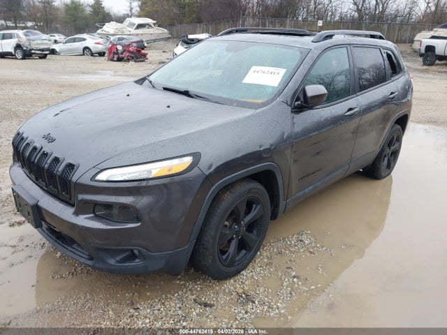 2015 Jeep Cherokee Latitude Altitude მანქანა იყიდება აუქციონზე, vin: 1C4PJLCB2FW770765, აუქციონის ნომერი: 44762415
